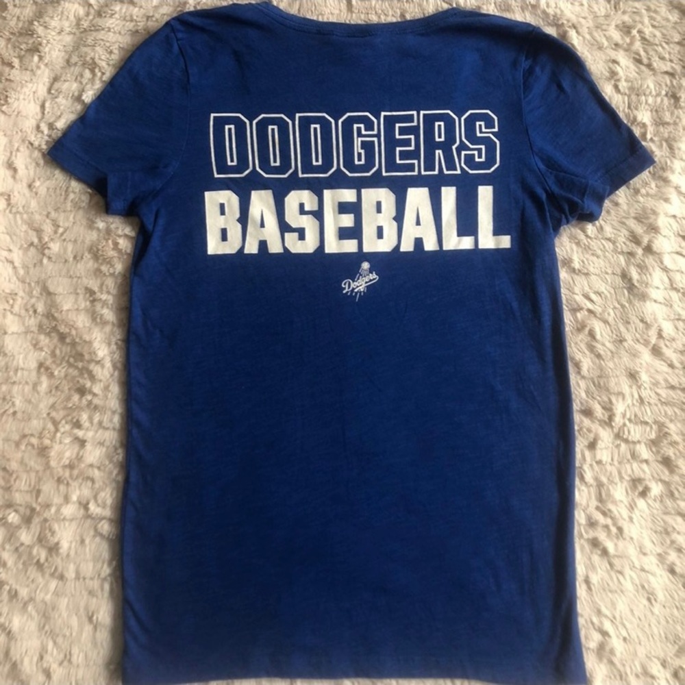 Victoria’s Secret Pink Los Angeles Dodgers vneck shirt